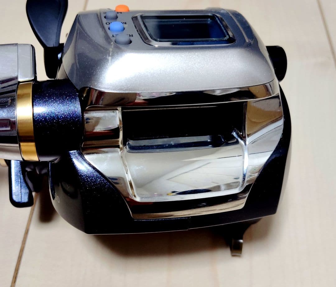 ダイワ 電動リール レオプリッツ S400 美品 新品の電源コード付き