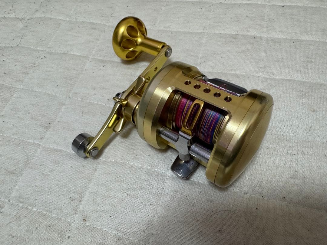 さ*ぎ様 ダイワ　Daiwa 250SF タイラバ 両軸リール