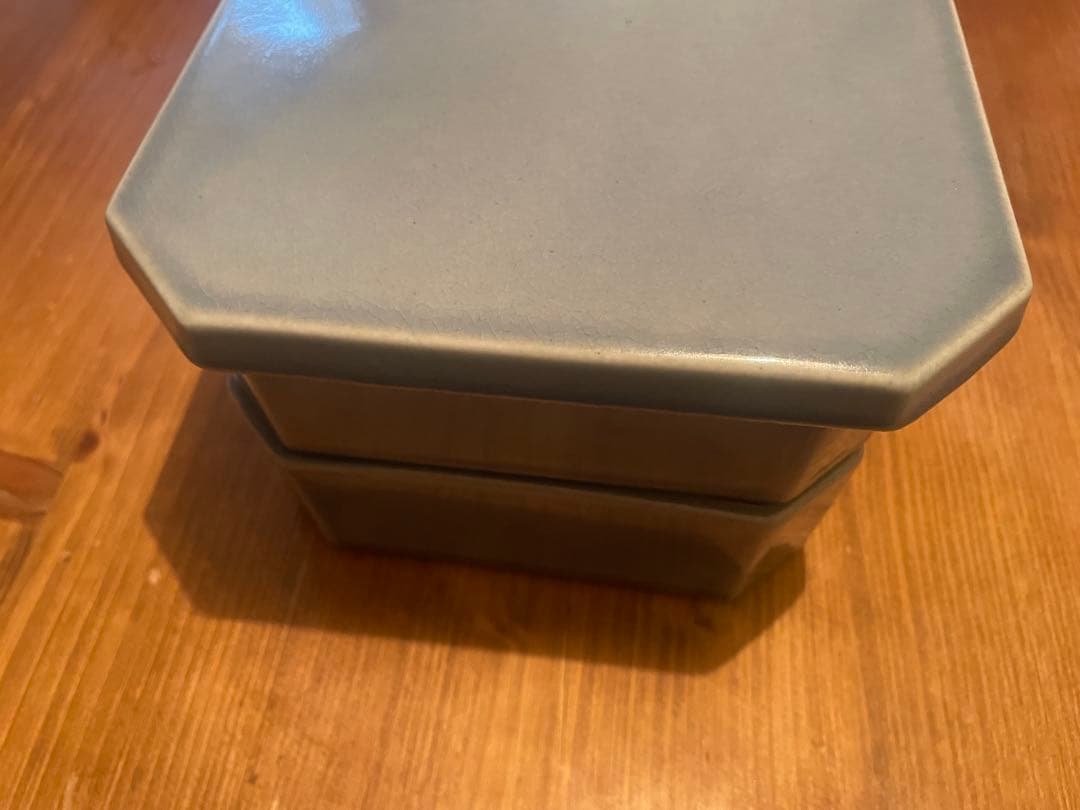 meals マルミツポテリ　スタジオエム　おせち　重箱　隅切2段重　陶器