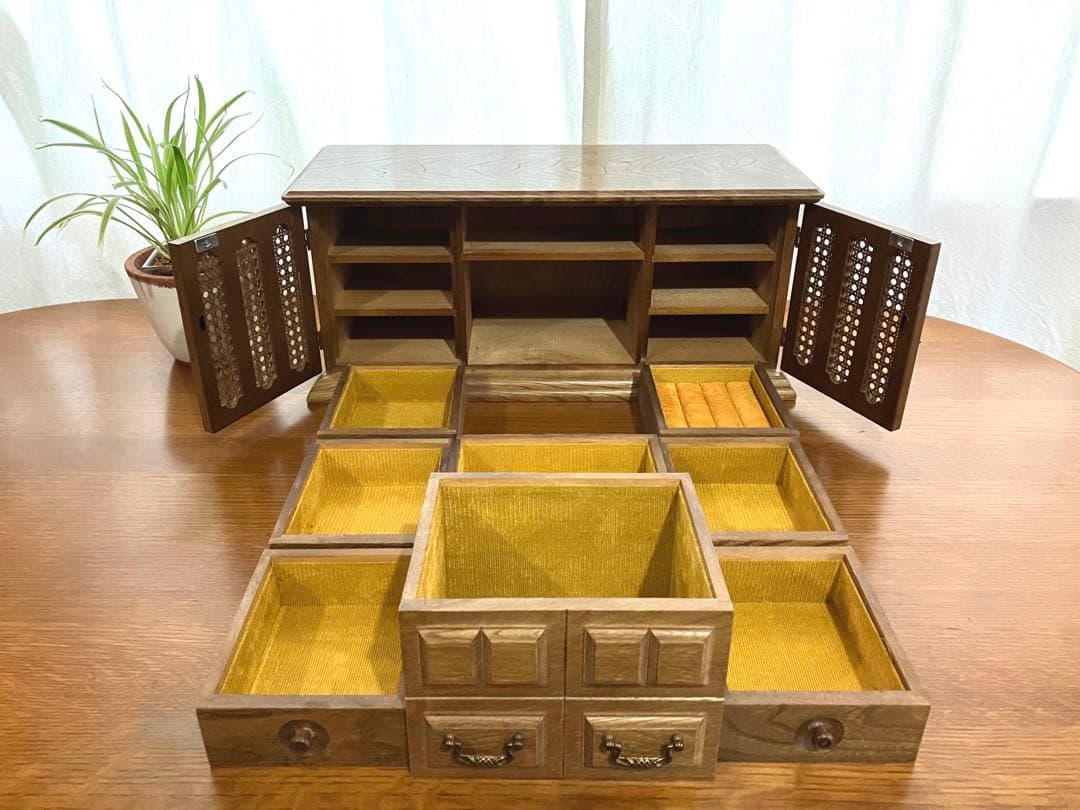 小物入れ　アクセサリーボックス