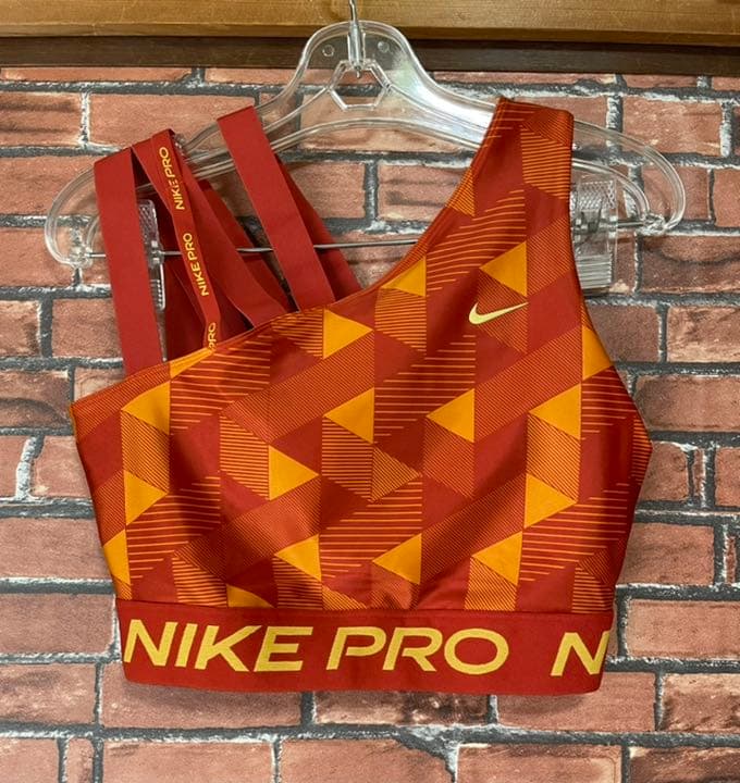新品 NIKE ナイキ テニスウェア スポーツブラ セリーナ トレーニングウェア