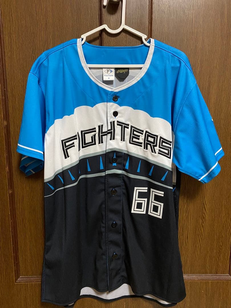 ファイターズ　エスコン記念ユニフォーム 万波中正選手 Mサイズ
