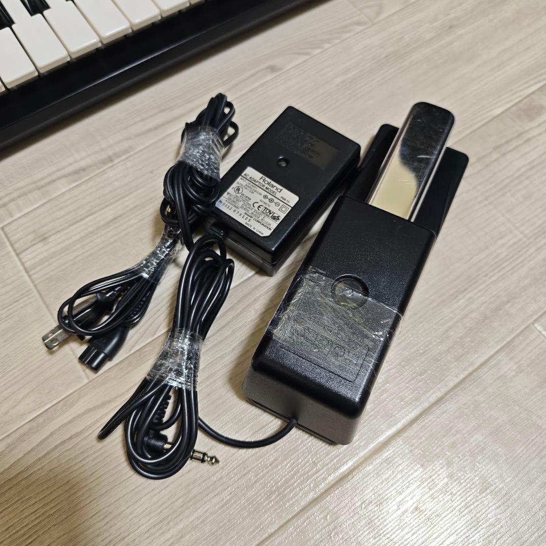 【美品】Roland JUNO-Di シンセサイザー 動作良好 ペダル ケース付