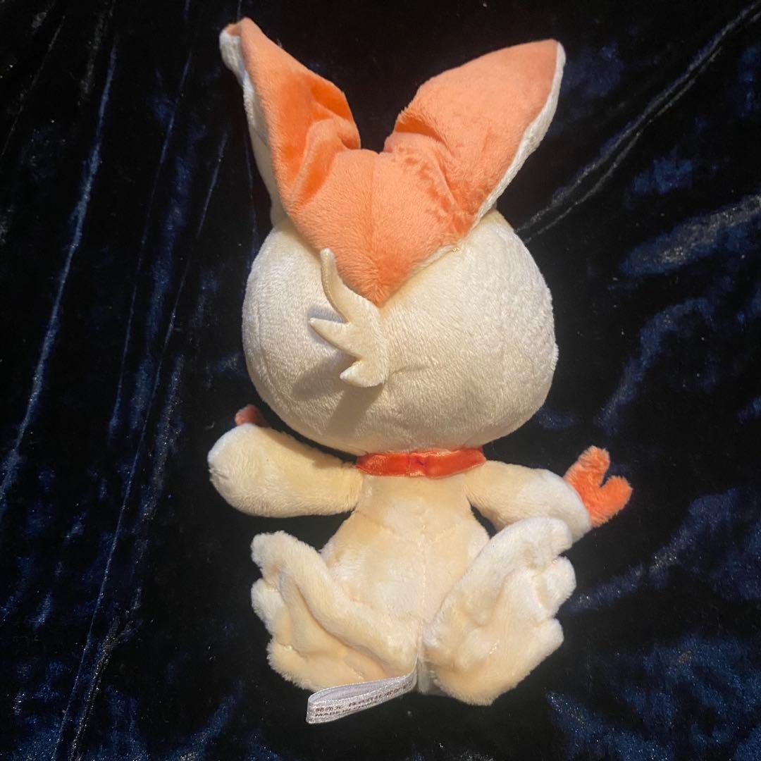 ポケモンセンタートウホク ぬいぐるみ やすらぎのすずをもったビクティニ ポケモン