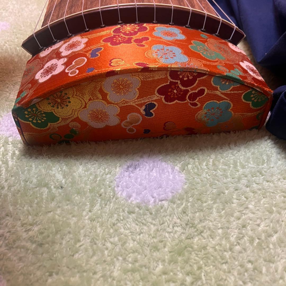 【高級琴】木製琴 波模様