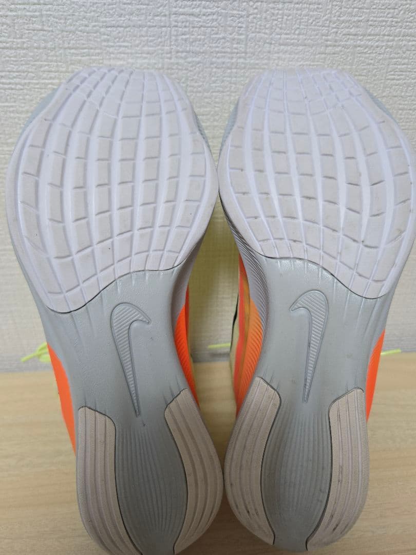 Nike Zoom Fly 4 イエロー オレンジ　27.5cm メンズ