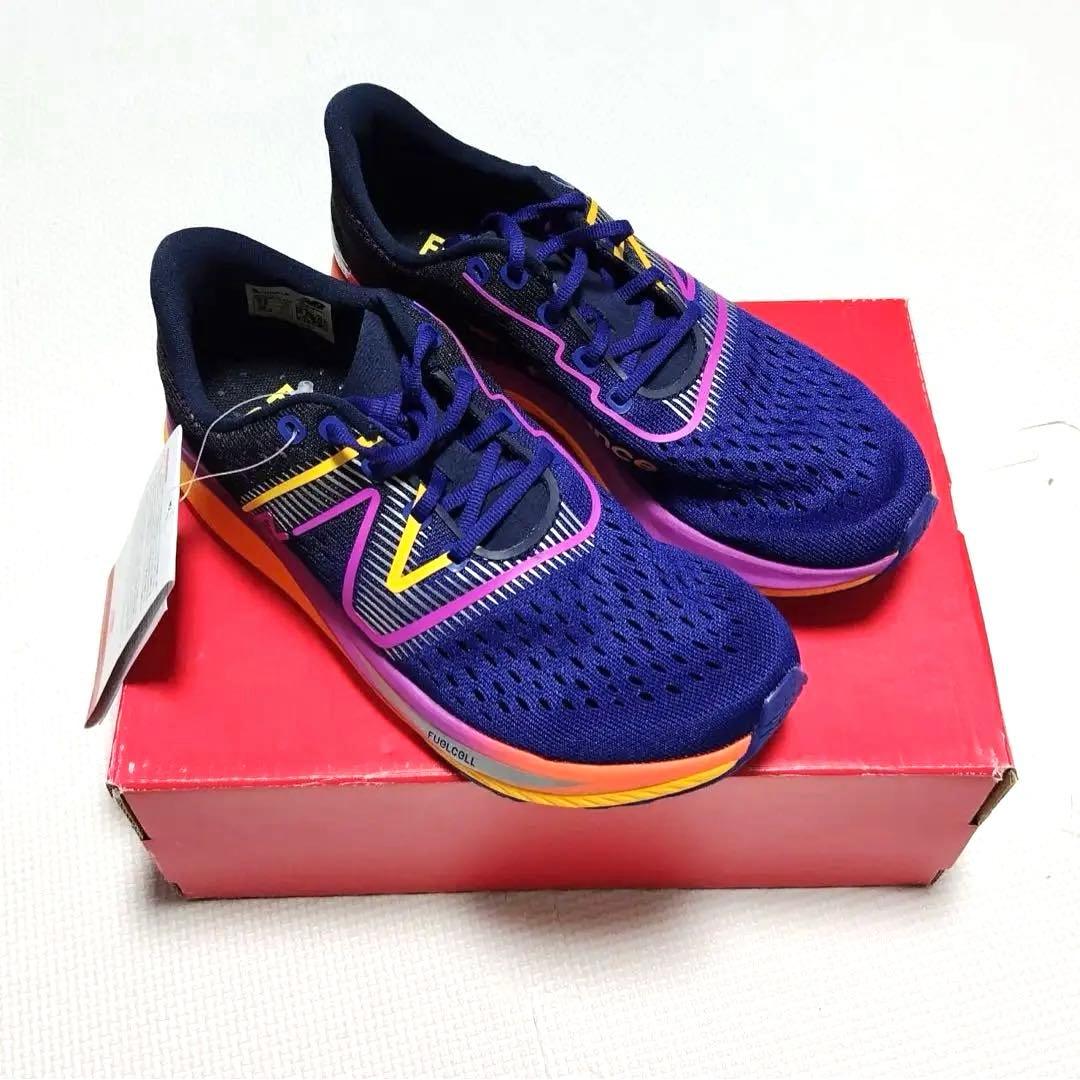 22.5cm 新品　ニューバランス レディース　newbalance ランシュ