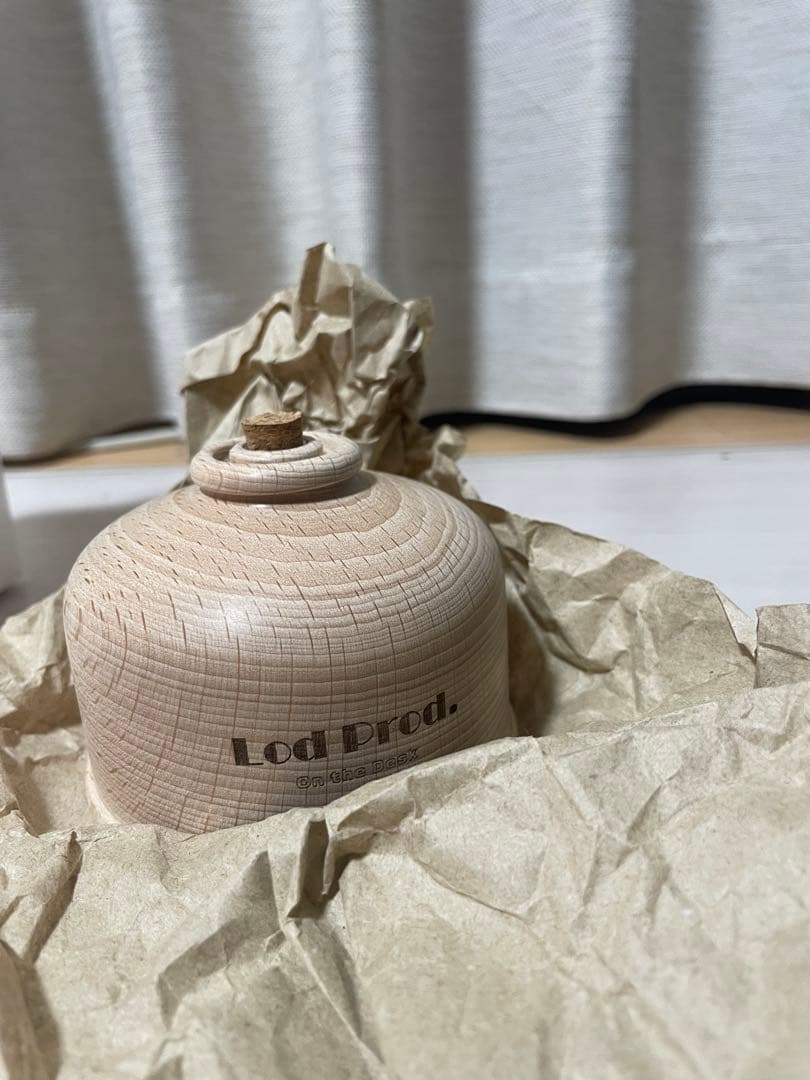 ライト・ランタン lob products LP on the desk