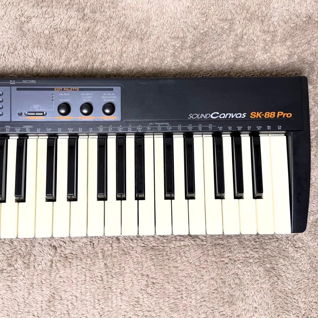 希少 シンセサイザー Roland SK 88pro SOUND Canvas