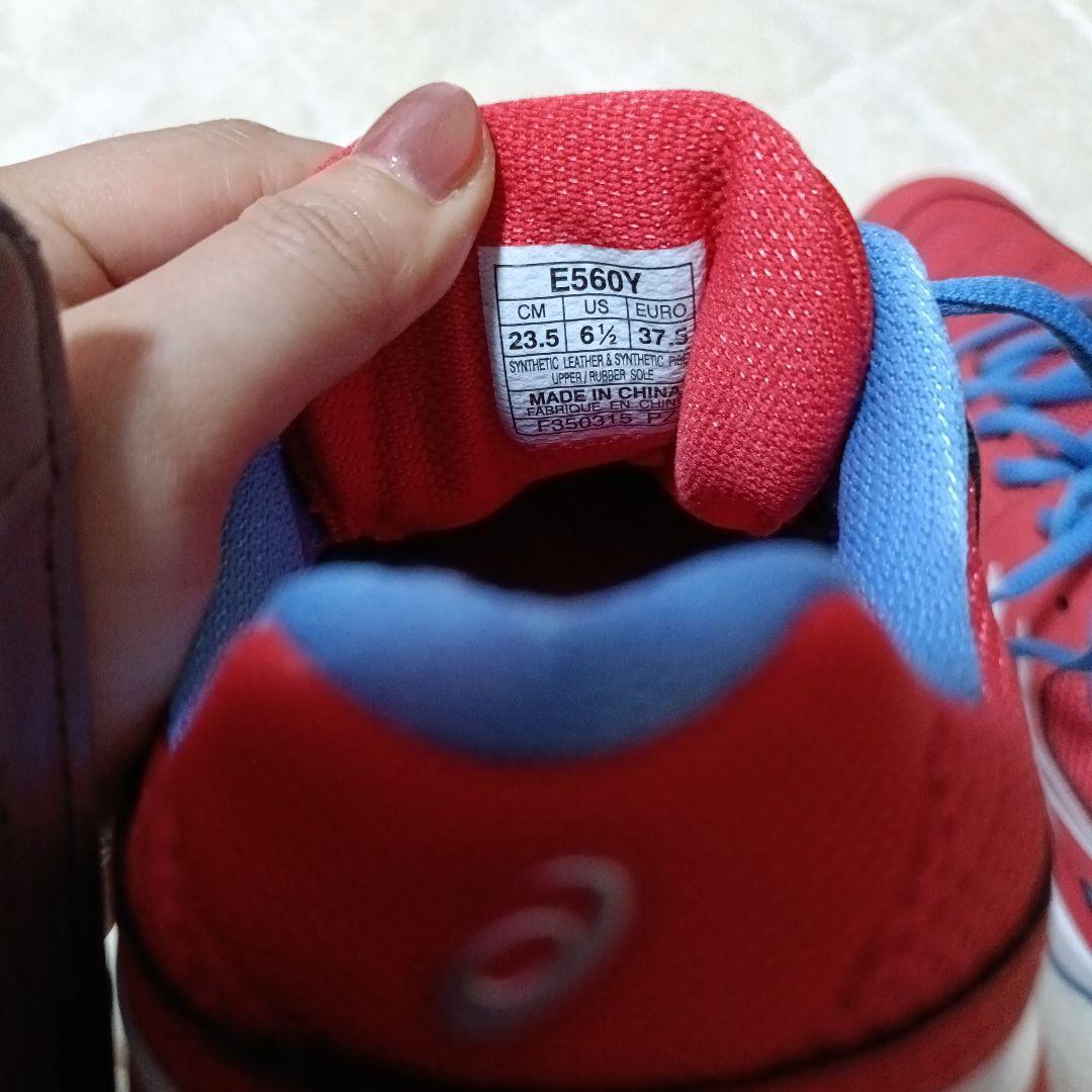 asics シューズ 23.5cm