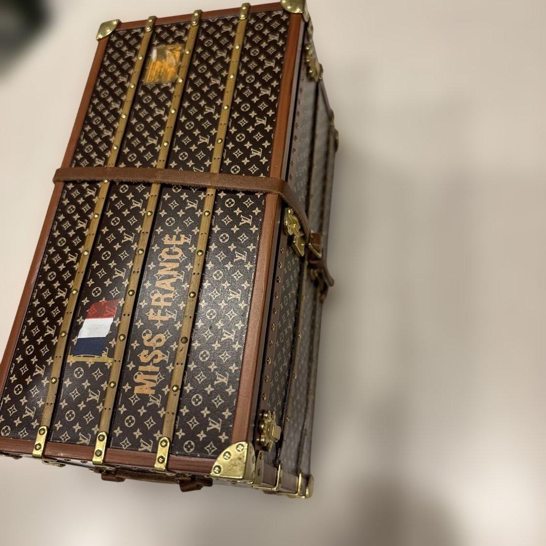 Louis Vuitton ルイヴィトン小型トランク型置物　ミスフランス