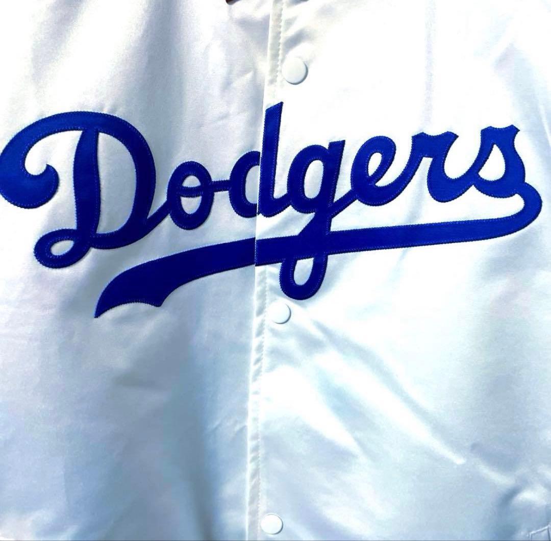 ドジャース スタジャン　ミッチェル＆ネ　Dodgers L (XL相当) 白