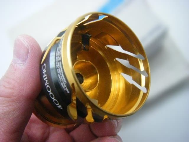 即決！◆新品！シマノ 20 ツインパワー 4000MHG 純正スプール◆10ED