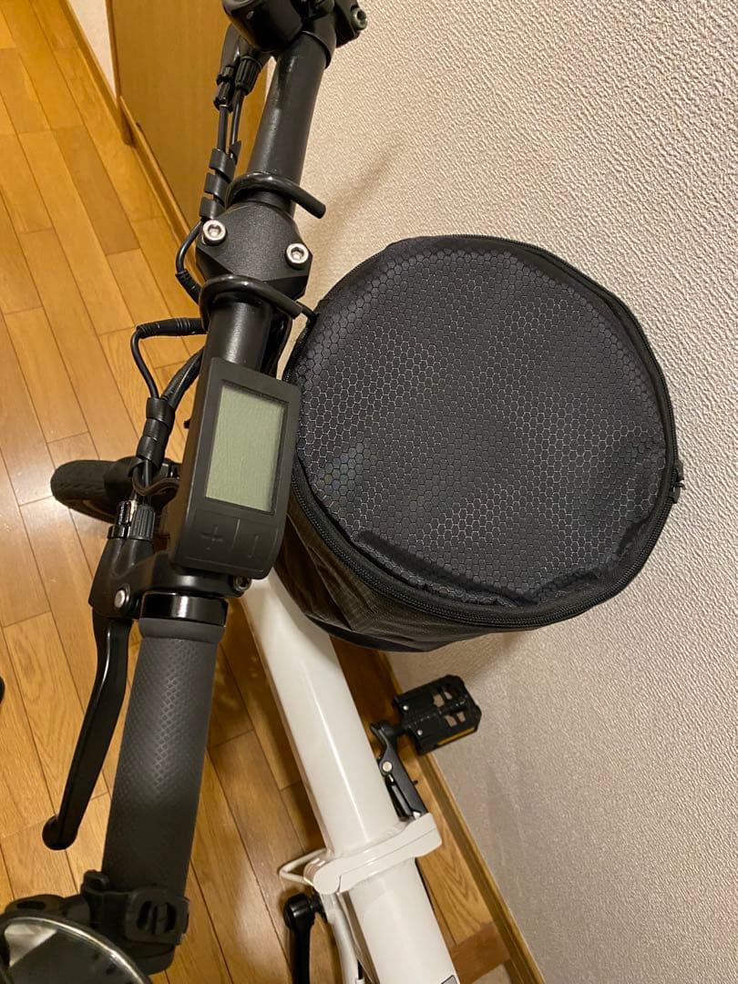 HIMO 折りたたみ電動アシスト自転車 ホワイト　Z16 宮崎市