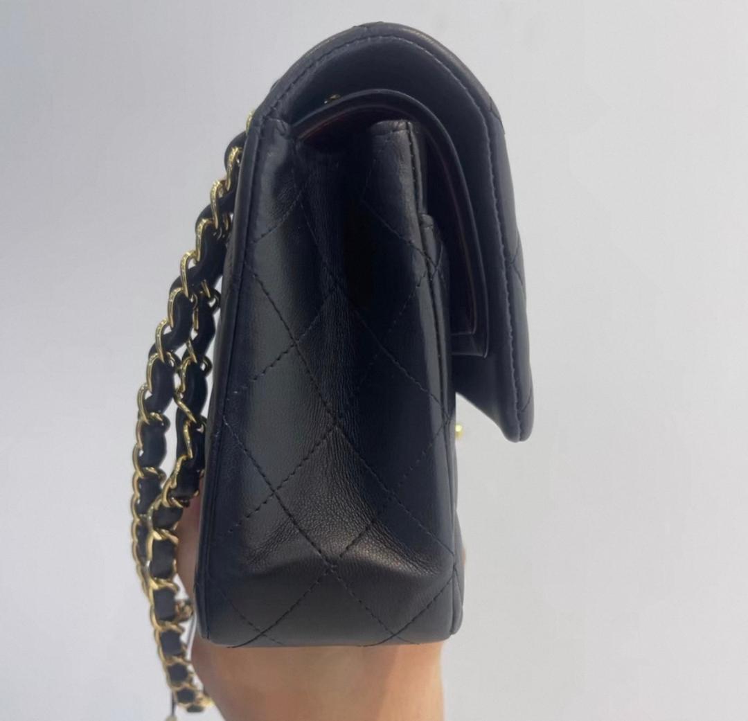 美品✨ 希少 cHaNeLレザー ショルダーバッグ ✨ブラック