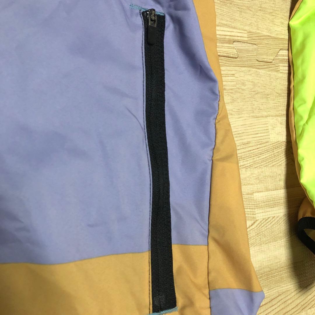 ナイキ ランニングウインドブレーカー