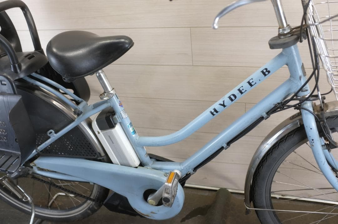 ぽぽぽ )HYDEE.B　26インチ　3段　8.9Ah充電器あり 6日お届