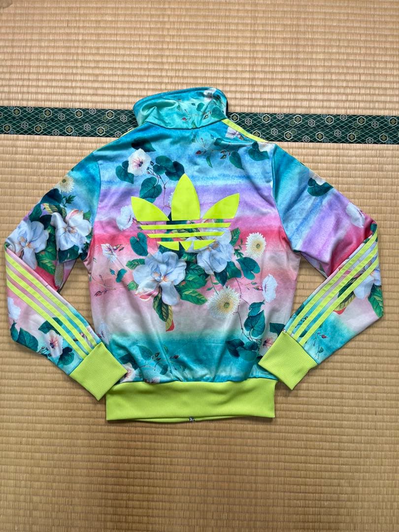 花柄　限定色adidas アディダス　ファイヤーバード トラックジャケット