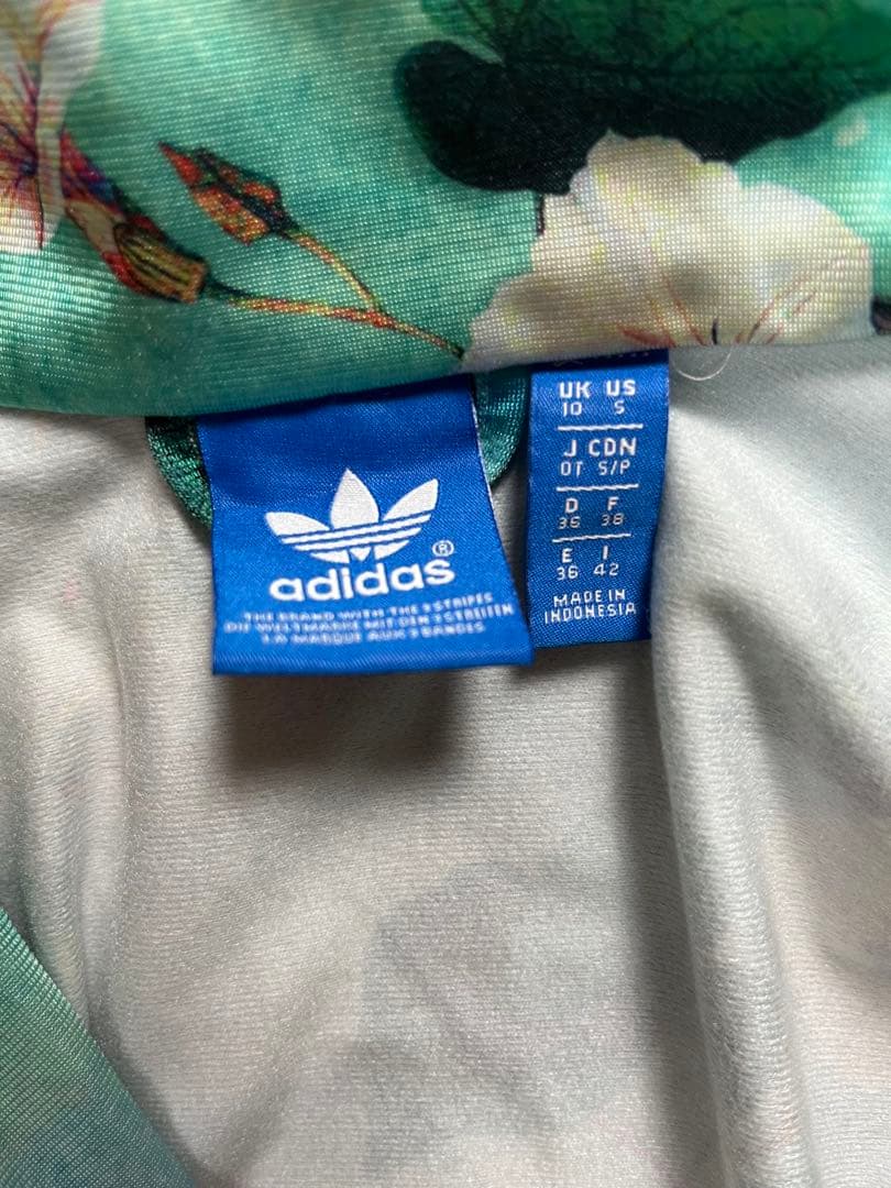 花柄　限定色adidas アディダス　ファイヤーバード トラックジャケット
