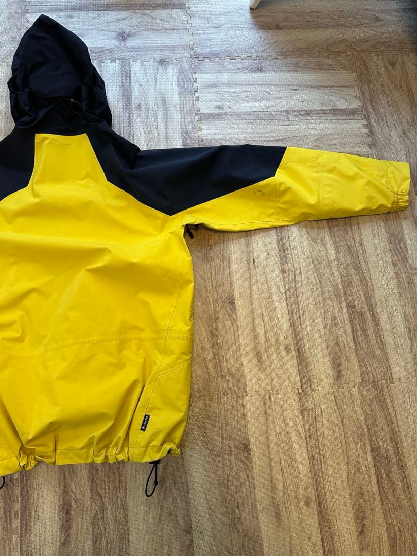 241 スノーボード　ウエア　ジャケット　GORE-TEX ゴア　スノーウェア