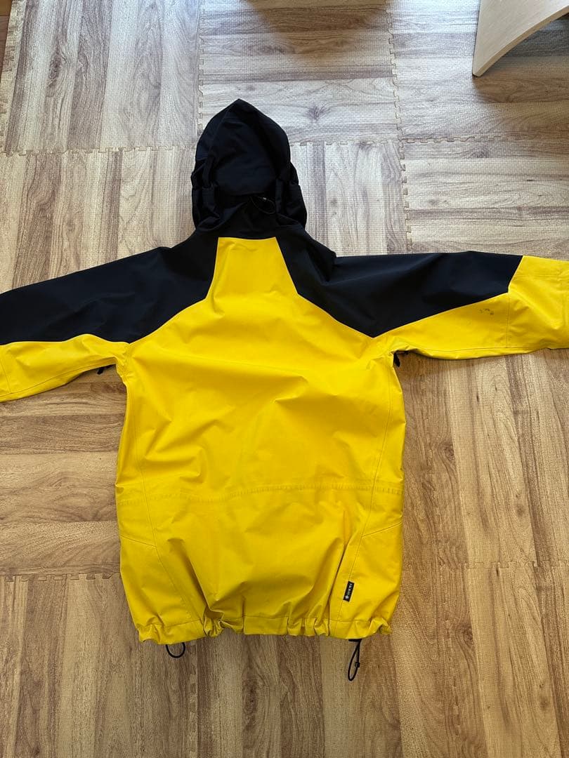 241 スノーボード　ウエア　ジャケット　GORE-TEX ゴア　スノーウェア