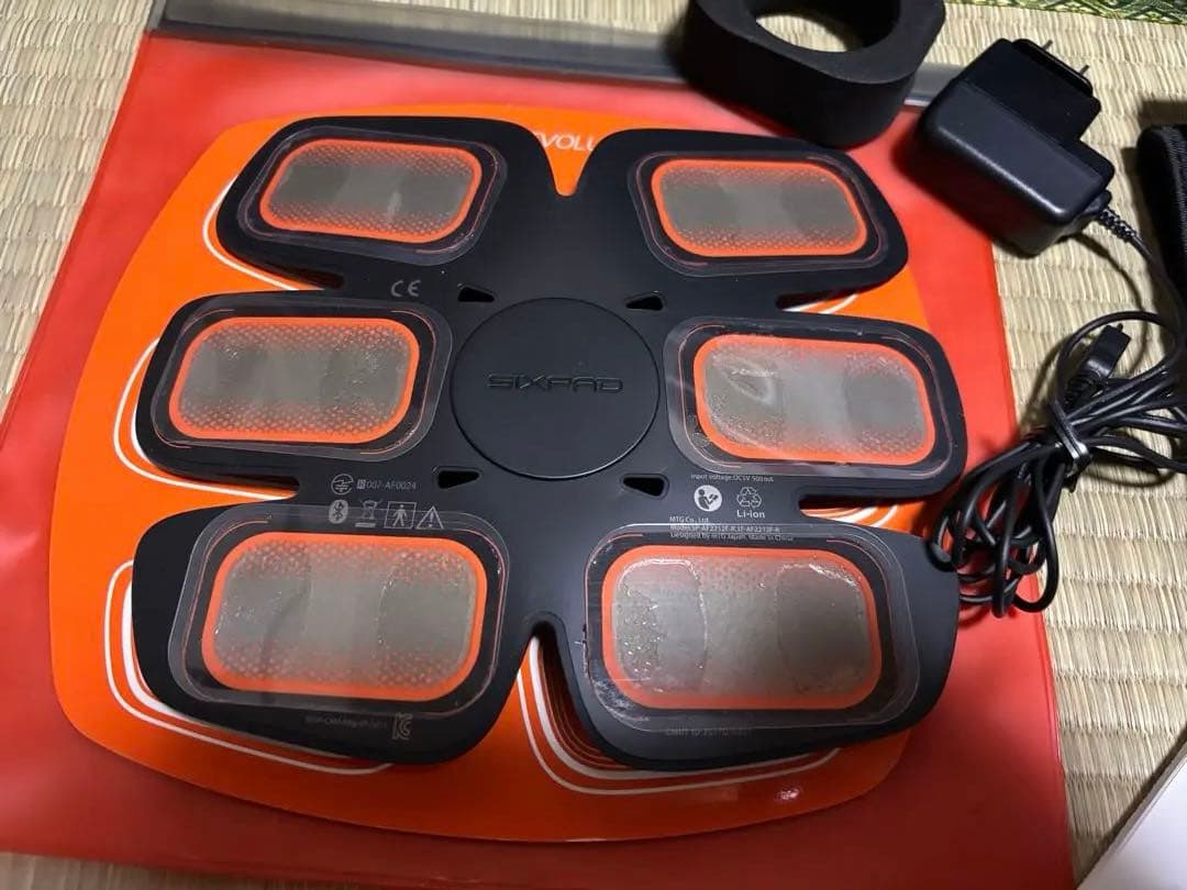 【超美品】SIXPAD アブズフィット2(Abs Fit 2)