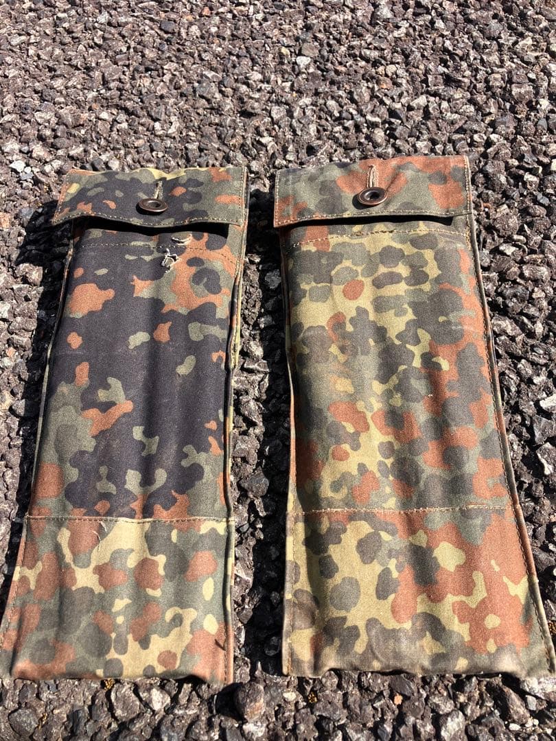 ドイツ軍幕フレクターカモ パップテント2枚、ポール&ペグ、収納袋1枚