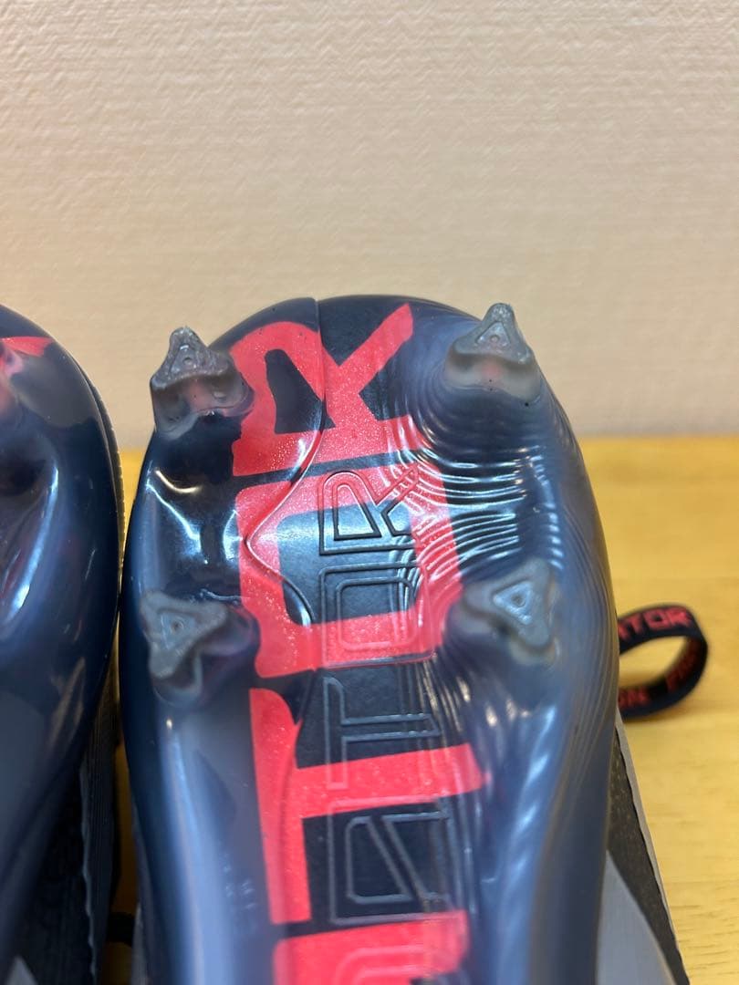 アディダス サッカースパイク プレデター　エリート　FT FG 27cm