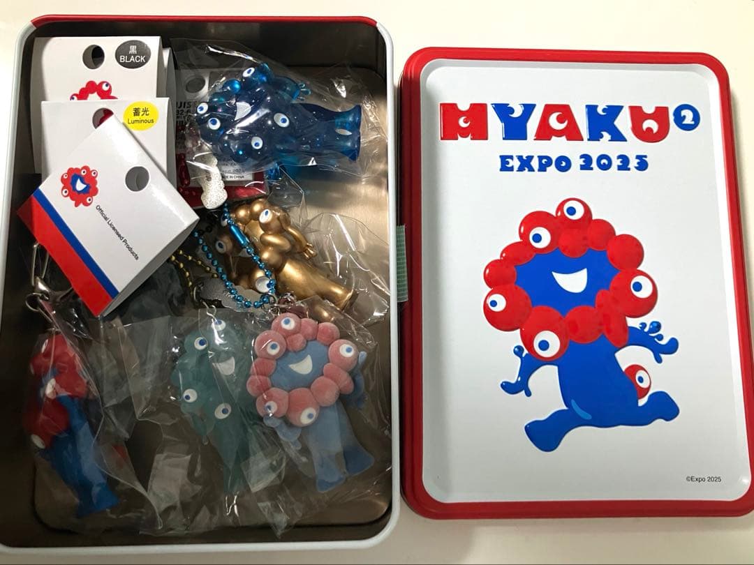 【新品未使用】大阪関西万博 ミャクミャク キーホルダー　6種類セット