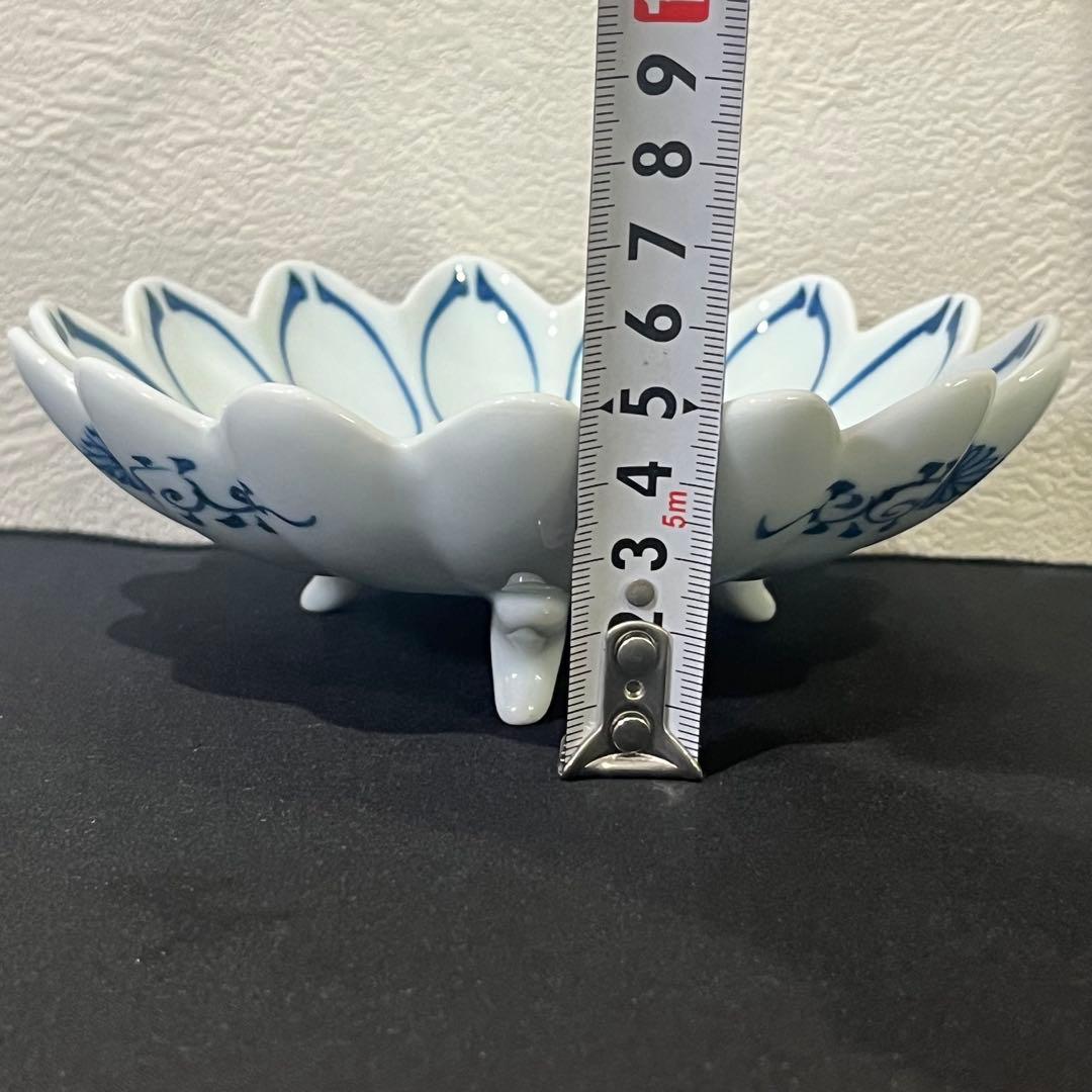 有田焼 幸祥窯 三つ足 中鉢揃 5枚セット 菊割小鉢 染付菊絵 猫足 白磁
