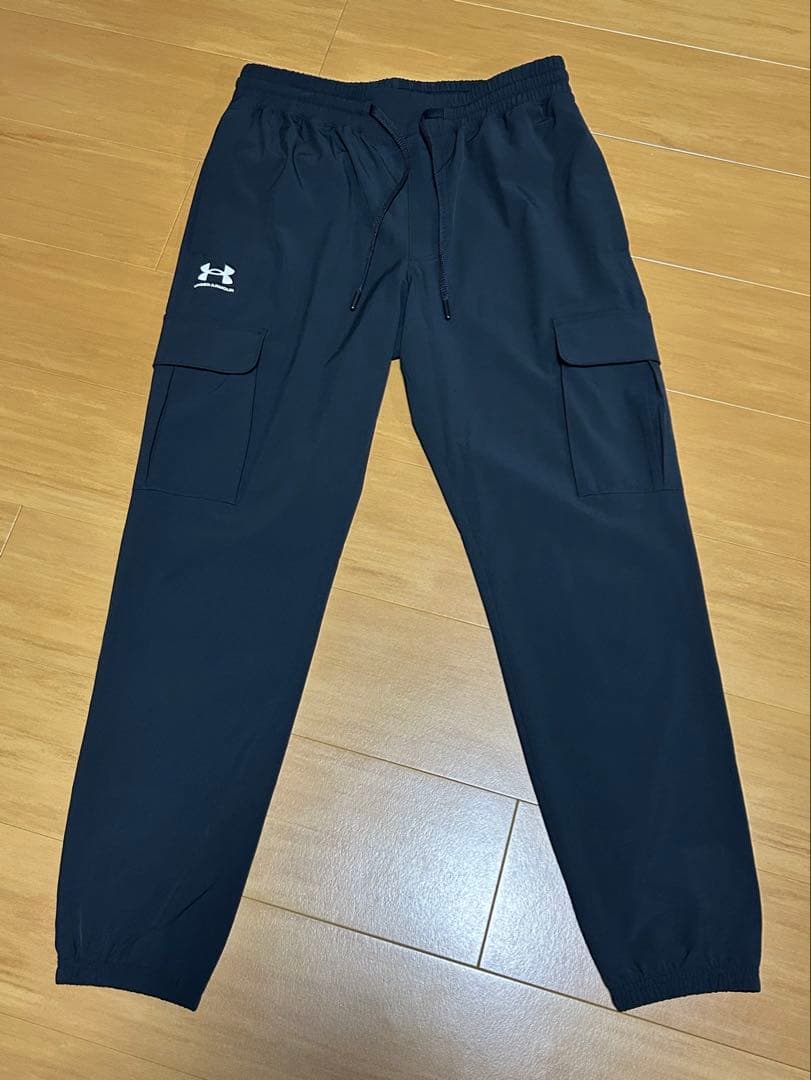 Under Armour ブラック Ｌ　セットアップ