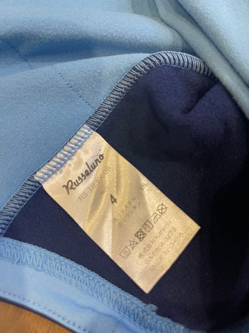 【美品】RUSSELUNO ラッセルノ　マスクハイネック　サイズ4 M