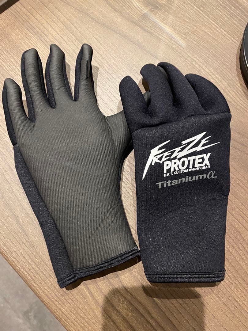 FREEZE PROTEX DRT ブラック　M