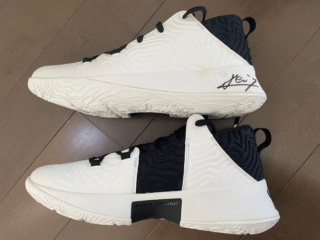 UNDER ARMOUR バスケットシューズ ホワイト/ブラック
