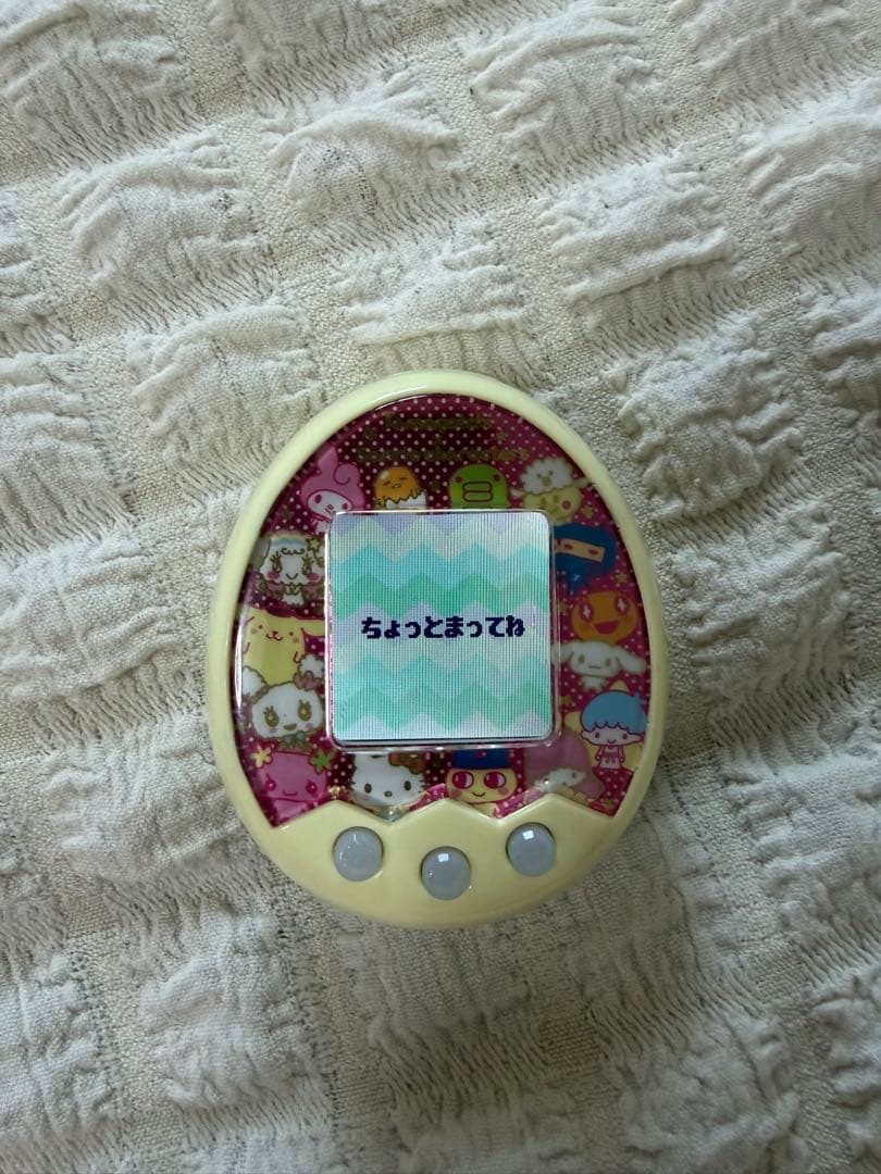 【大人気】Tamagotchi m!x サンリオキャラクターズ たまごっちミクス