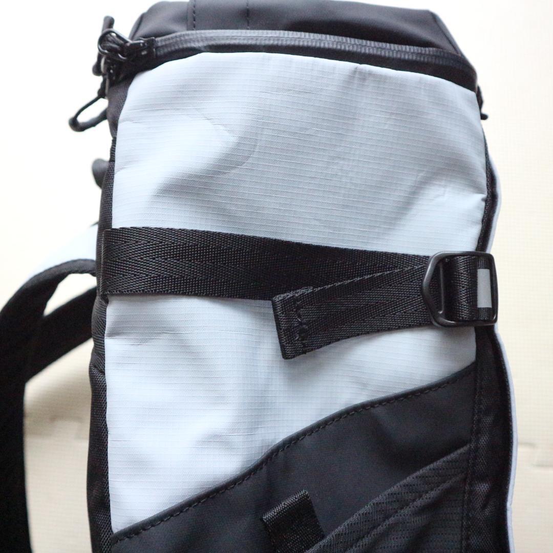 美品 デサント 30L ムーブスポーツ スクエアバックパック 大容量リュック