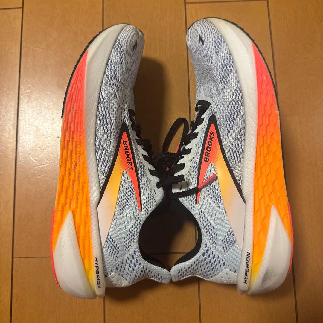 BROOKS ブルックス ハイペリオン2 Hyperion 2 25.0cm