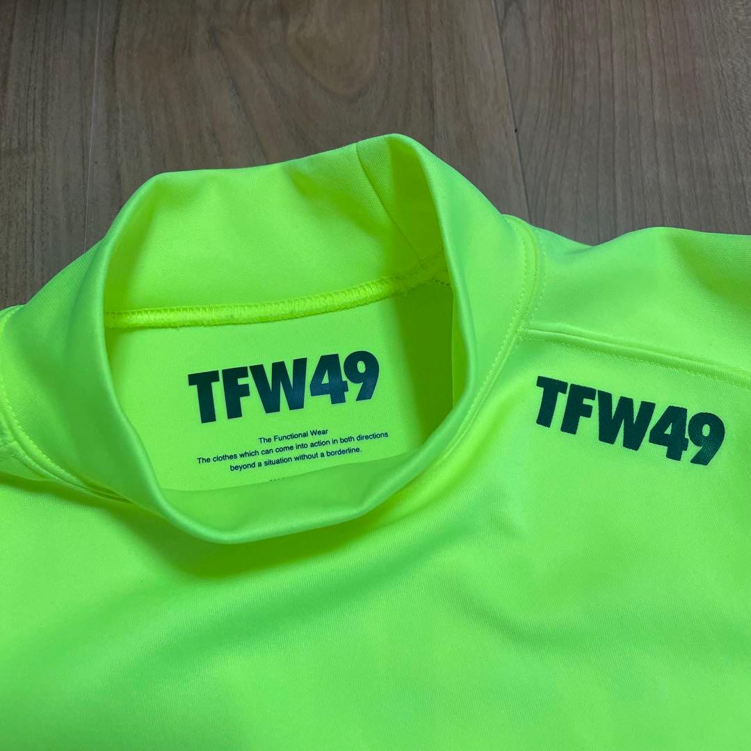 TFW49 モックネック　Tシャツ イエロー　3 ゴルフ