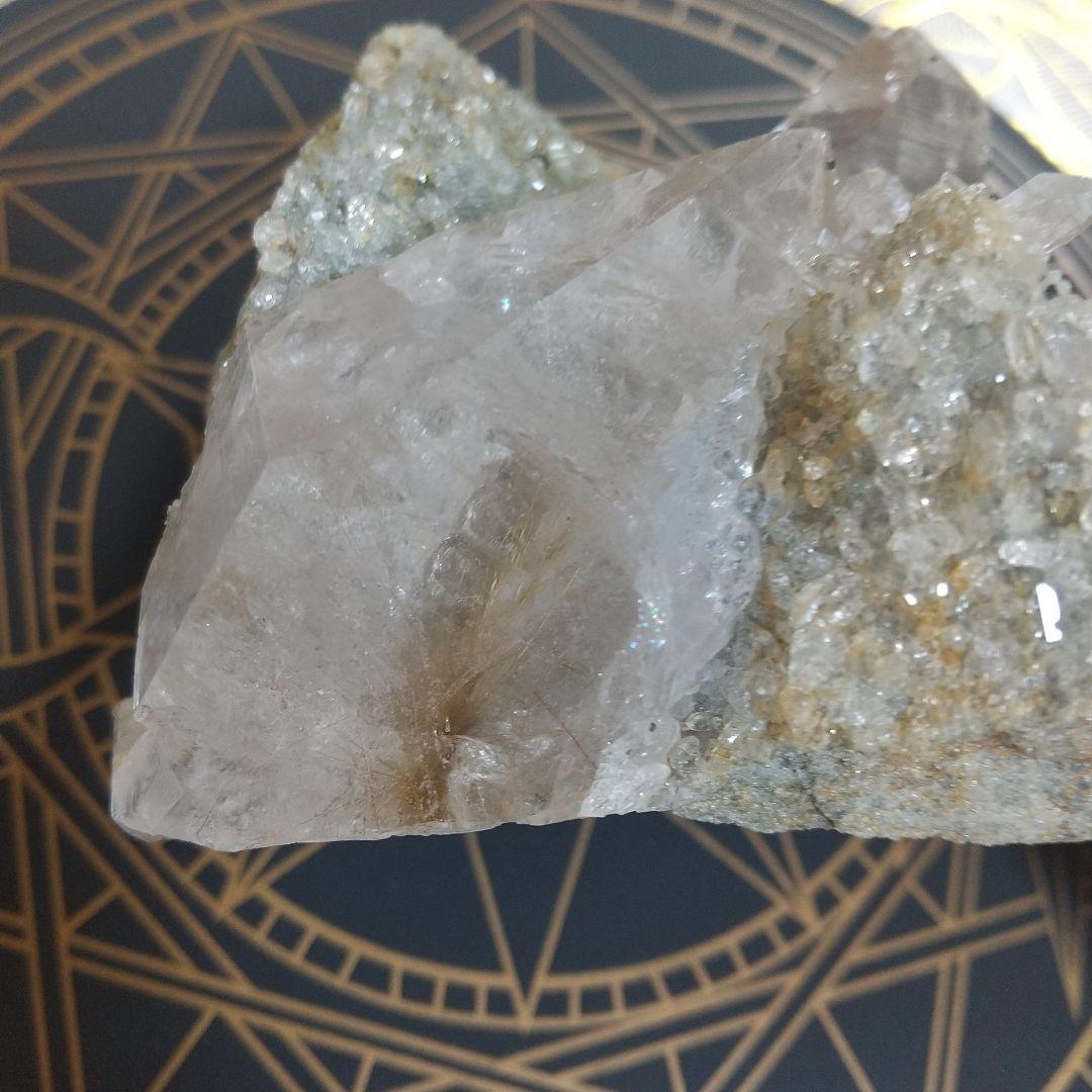 マニハール水晶 原石