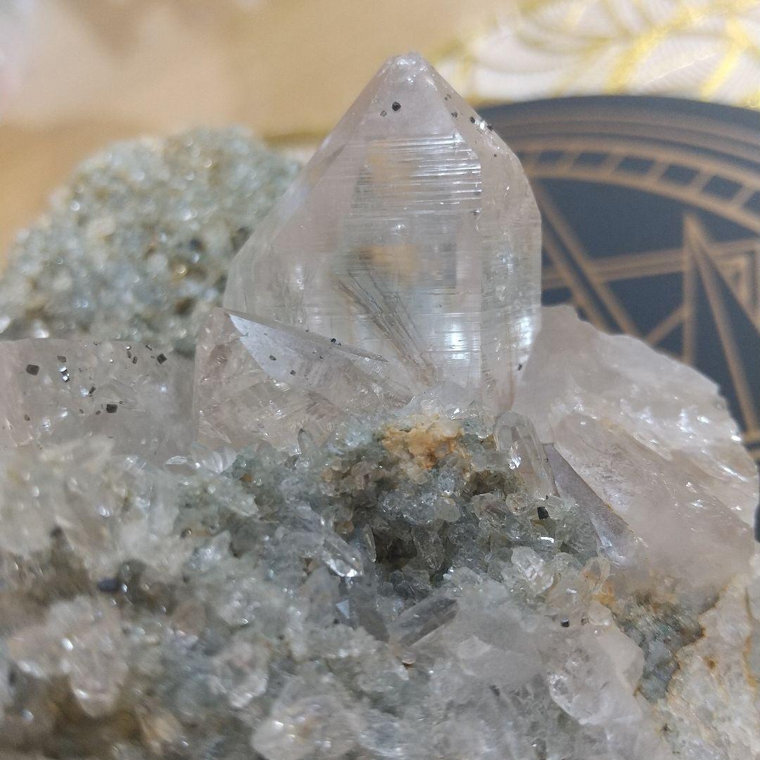マニハール水晶 原石