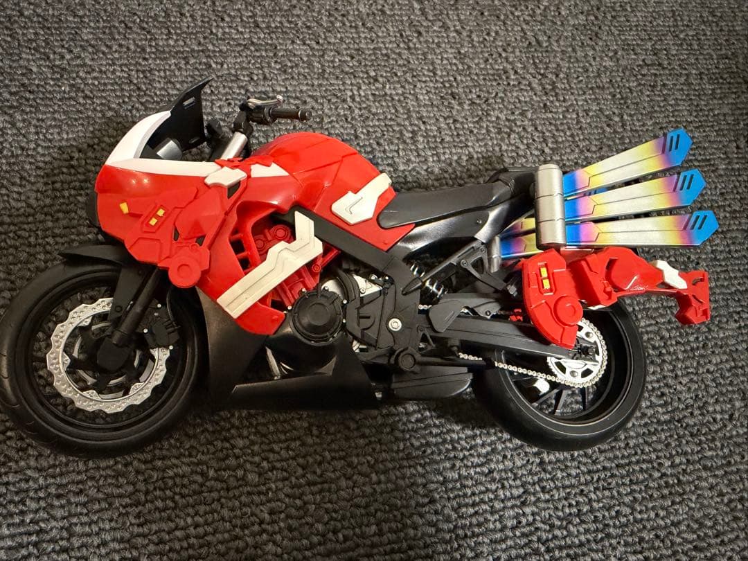 フィギュアーツ　ブーストライカー 箱潰れあり