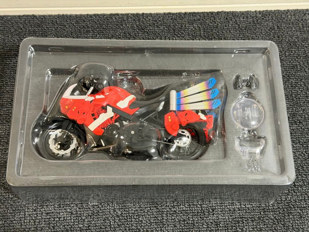 フィギュアーツ　ブーストライカー 箱潰れあり