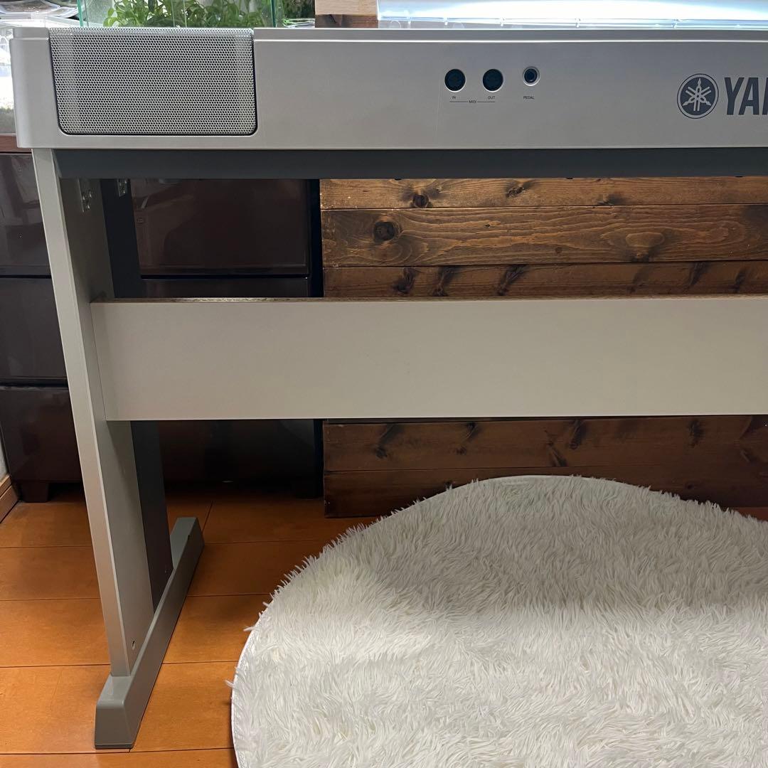 【付属品完備】YAMAHA 電子ピアノ P-70 88鍵盤 スタンド付き