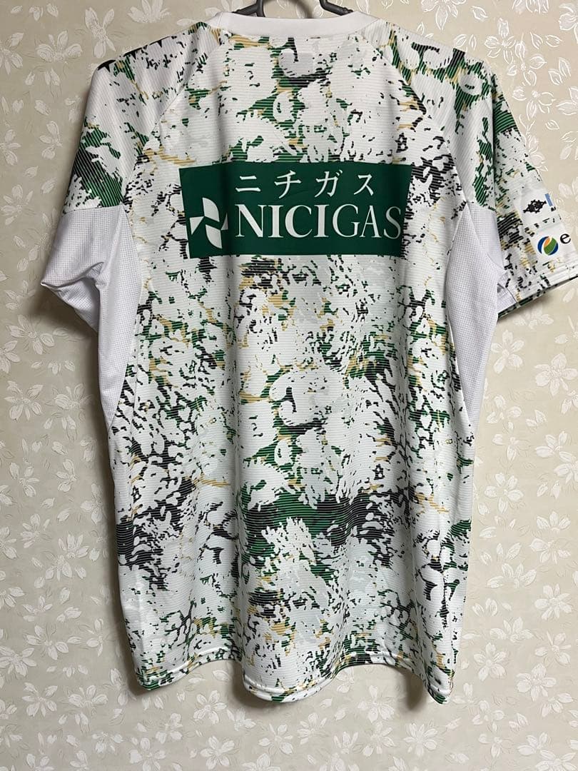 ATHLETA 東京ヴェルディ 半袖 プラクティスシャツ Mサイズ 2024