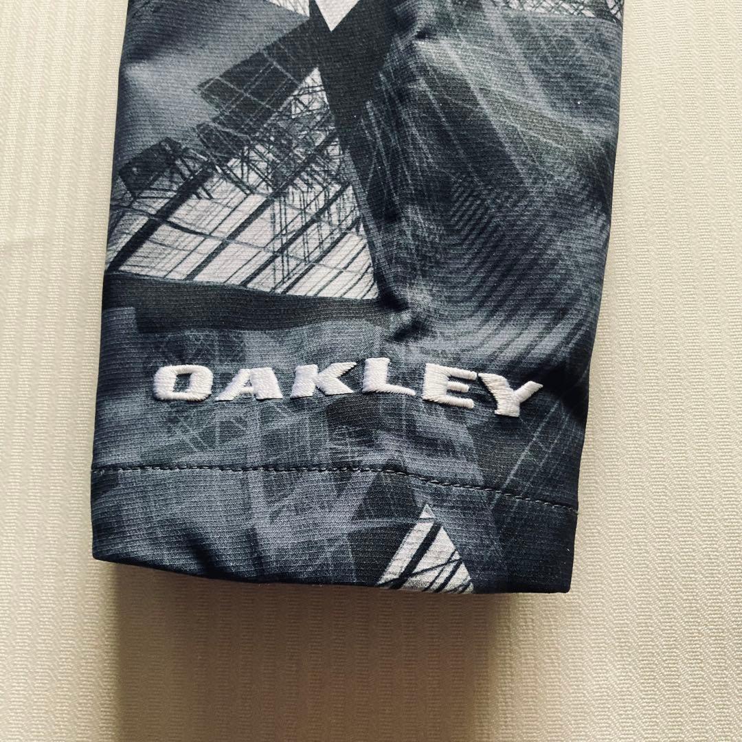 美品　オークリー(OAKLEY)ウインドブレーカー ストレッチ軽量 Mサイズ