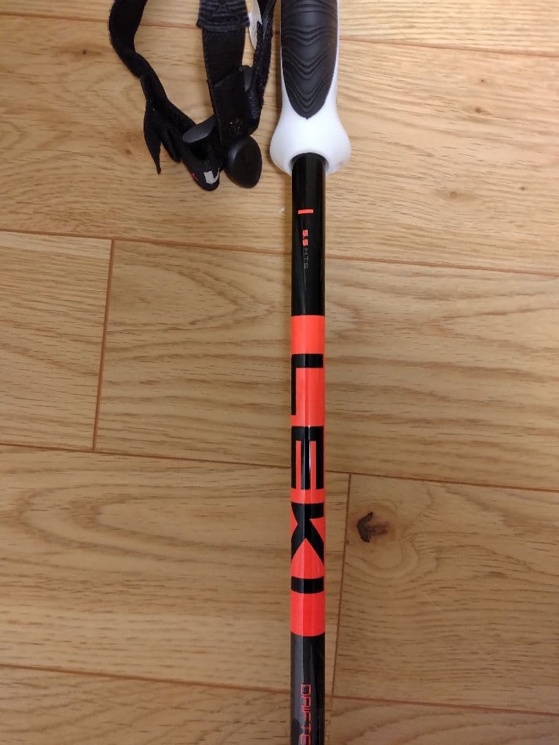 スキーストック　LEKI