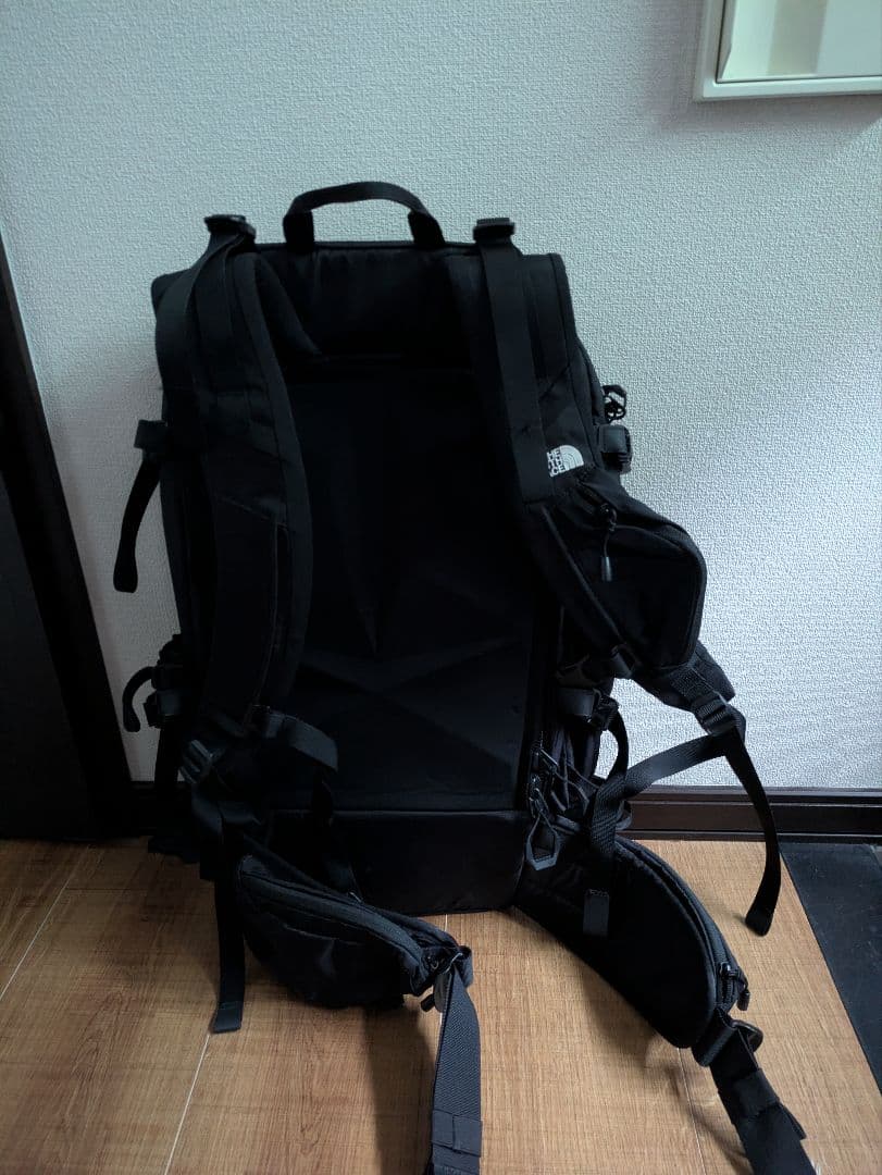 THE NORTH FACE CHUGACH 28 ブラックバックパック