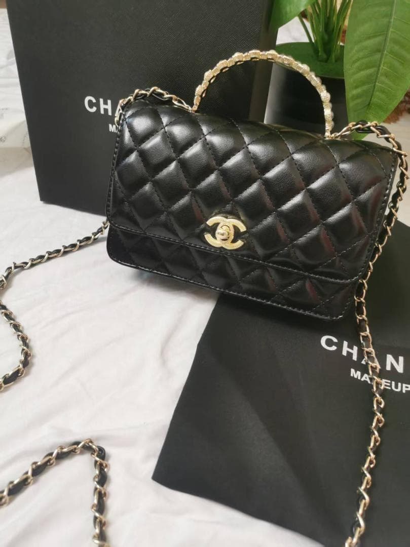 箱付 VIP ブラックレザー メイクアップポーチ
