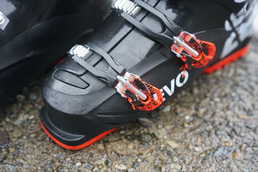 ROSSIGNOL EVO70 26.5cm　ロシニョール