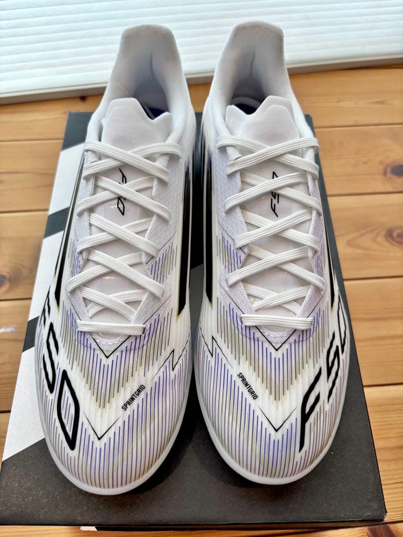 adidas F50 ホワイト/パープル 人工芝用